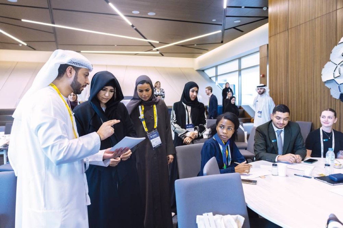 لطيفة بنت محمد تزور «الخلوة الشبابية» و«منتدى الشباب المهنيين»