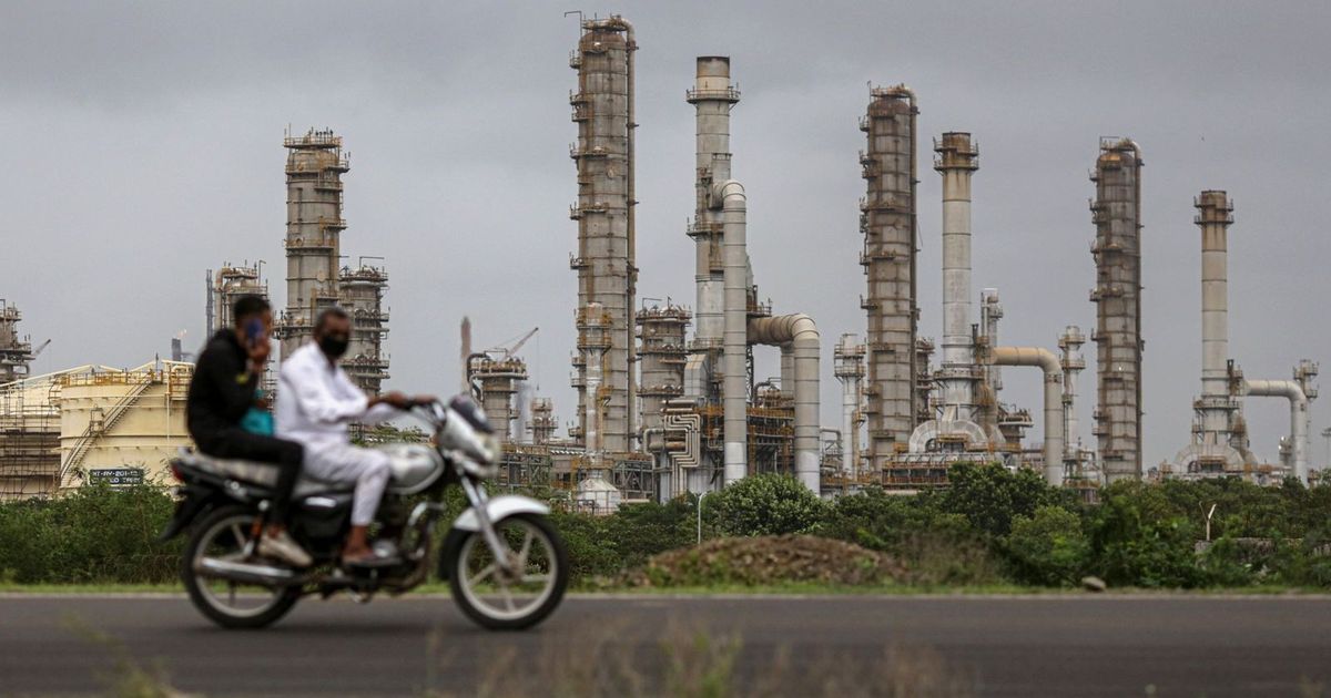 العقوبات على روسيا تنعش صادرات النفط من الخليج إلى الهند