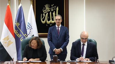 تنظيم الاتصالات يوقع تراخيص إنترنت الأشياء مع 7 شركات عالمية وتشغيله داخل السيارات