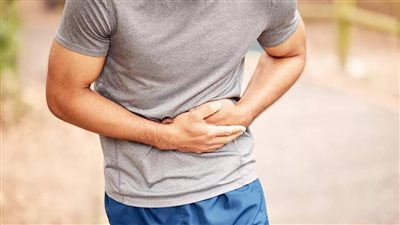 لا تبدأ يومك بهذه المشروبات الثلاثة.. خطر صامت على المعدة