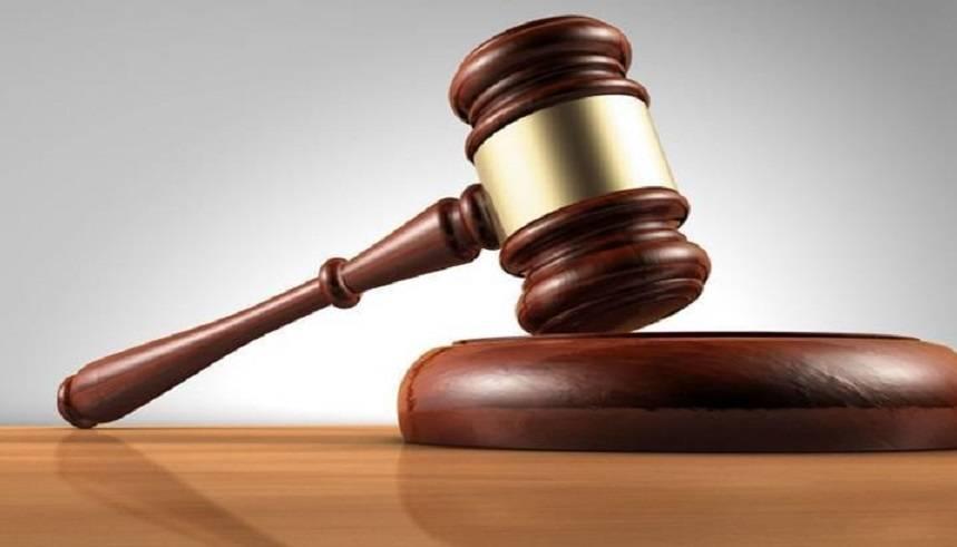محكمة دبي المدنية تعيد نقل ملكية سيارة إلى مالكها