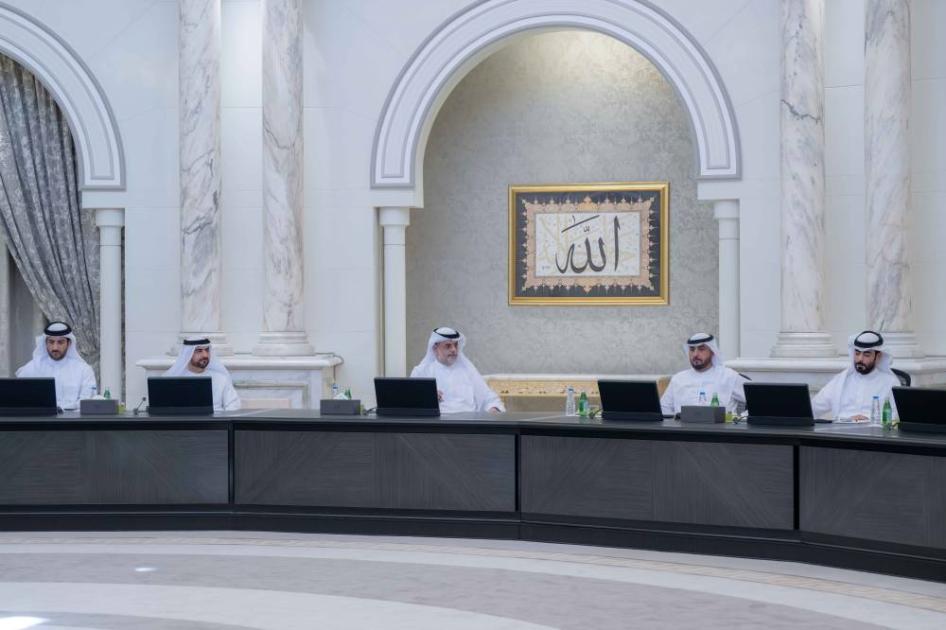 «تنفيذي الشارقة» يطلع على تقارير متابعة أداء الدوائر والهيئات