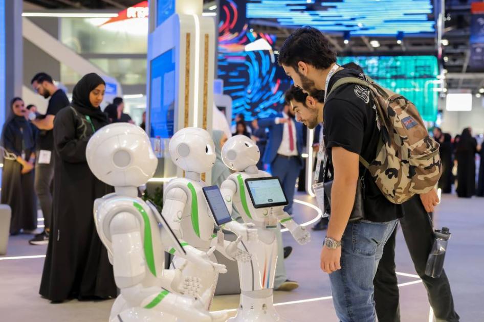 منصة «ديوا» في «جيتكس غلوبال 2025» تحتضن سحوبات ومسابقات وأنشطة تفاعلية وتوعوية