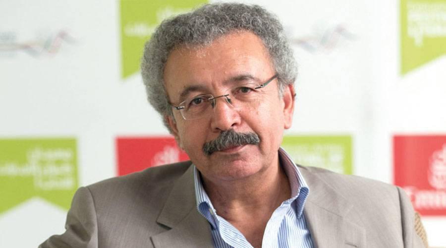 إبراهيم نصرالله أول أديب عربي يفوز بجائزة «نوبل الأمريكية»