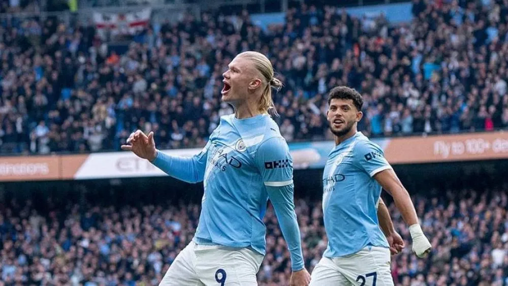 هالاند يشارك جمهوره تفاصيل حياته الخاصة لأول مرة (فيديو)