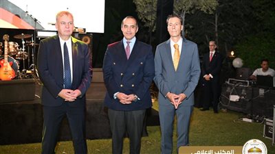 الوزير محمود فوزي يقدم تهنئة الحكومة المصرية للسفارة الألمانية بالقاهرة بمناسبة العيد الوطني لدولة ألمانيا الاتحادية