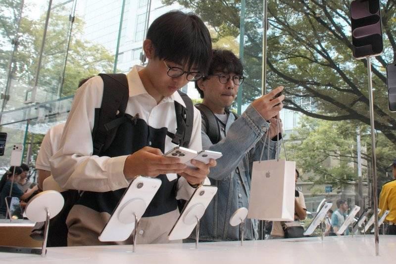 «رقبة التكنولوجيا» تهدد مستخدمي الهواتف