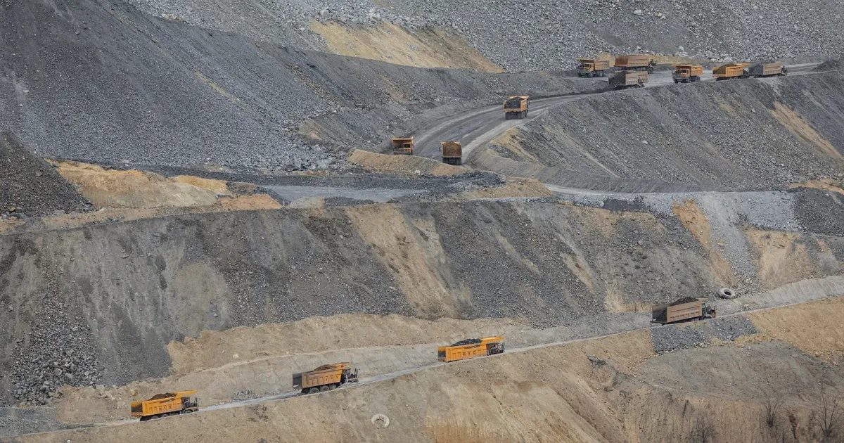 واشنطن تتهم الصين بمحاولة “الإضرار” بالاقتصاد العالمي