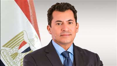 انتخاب العناني مديرًا عامًا لليونسكو يتوج مكانة مصر الدولية