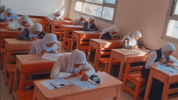 3 نماذج لاختبار شهر أكتوبر 2025 لـ الأول والثانى الثانوى
