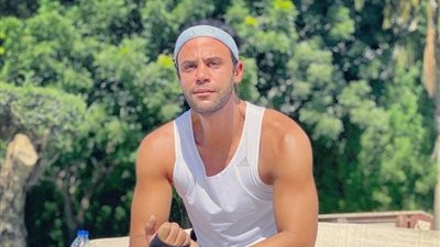 دعواتكم.. محمد إمام يوجه رسالة للجمهور بعد تغير مخرج فيلم شمس الزناتي