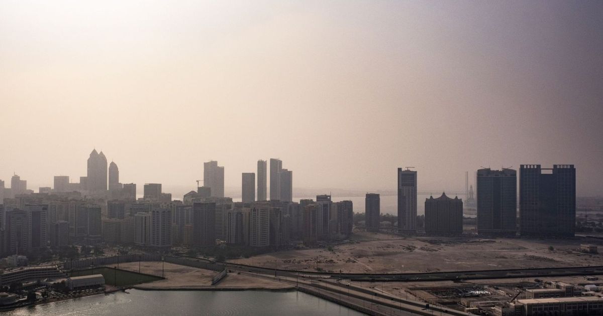 “لونيت” الإماراتية تستثمر مليار دولار في منصة للأسواق الخاصة