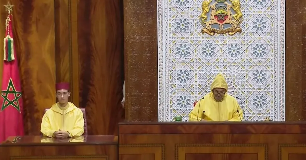 ملك المغرب يدعو لتعبئة شاملة لتحقيق العدالة الاجتماعية