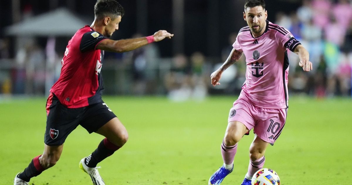 ميسي يمدد عقده مع “إنتر ميامي” قبيل انطلاق كأس العالم