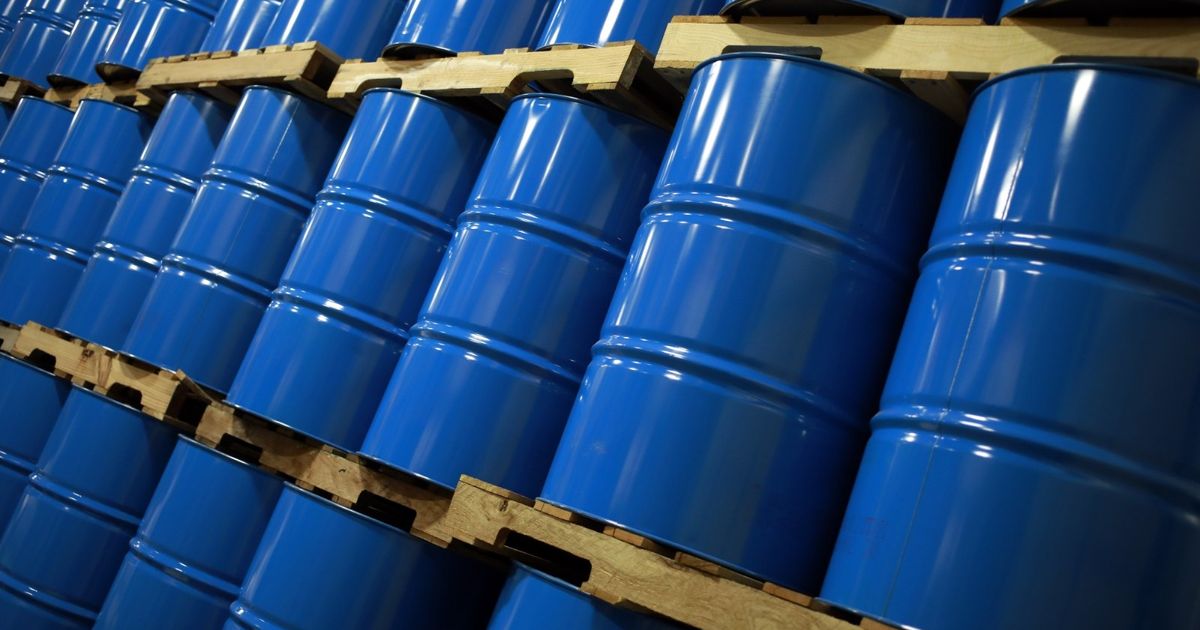 “الفجيرة” الإماراتية تؤسس منطقة نفطية لوجستية في مصر