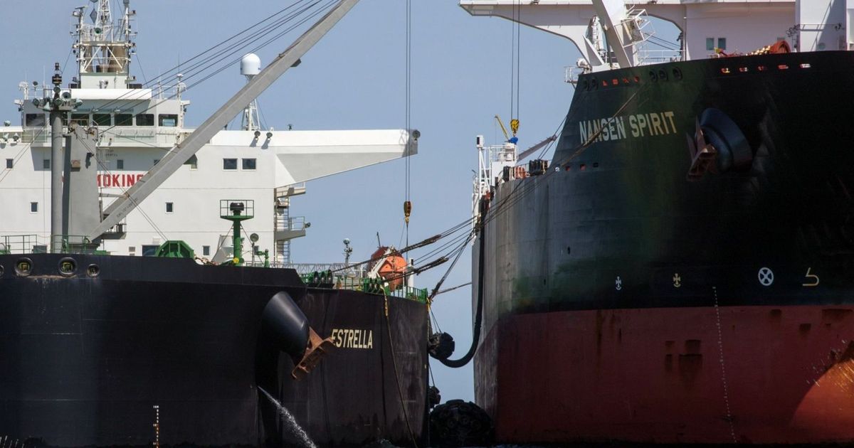 وكالة الطاقة تخفض توقعات الطلب العالمي على النفط في 2026