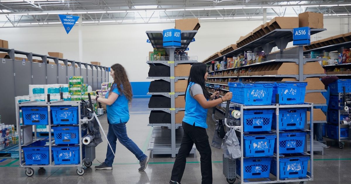 ولمارت تتعاون مع “أوبن إيه آي” لإتاحة التسوق عبر “تشات جي بي تي”