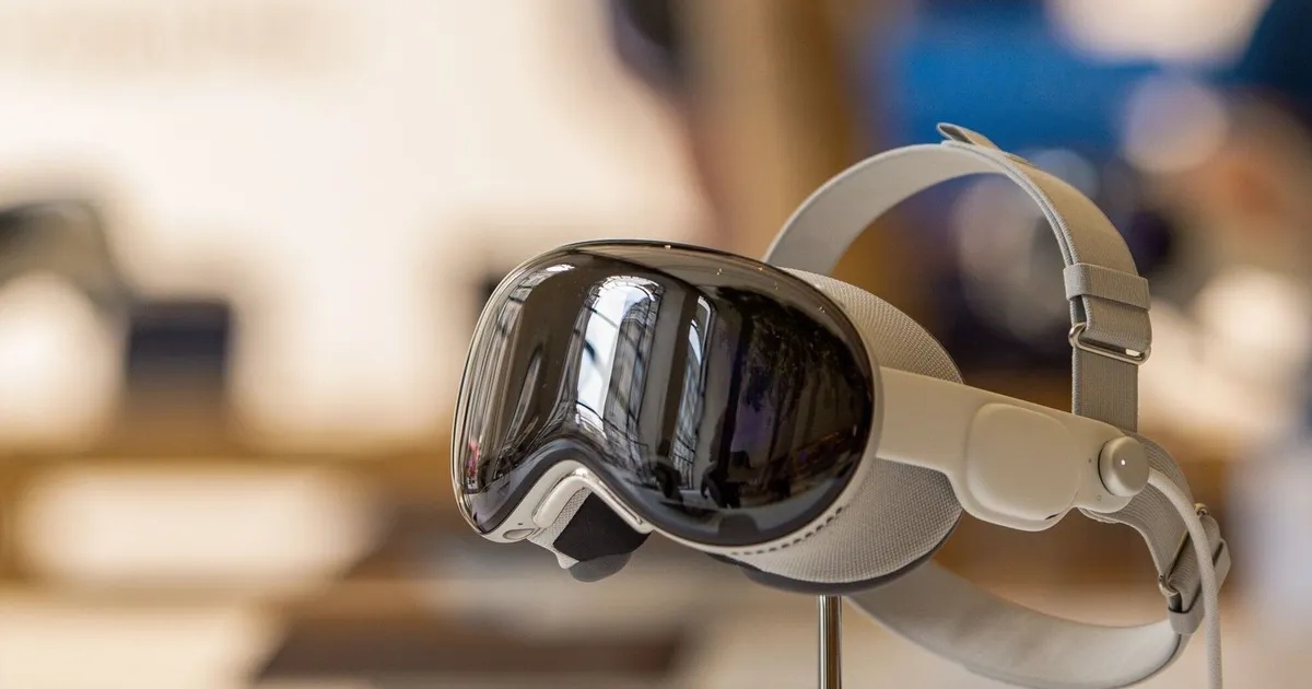 أبل توقف تطوير نظارة Vision Pro وتتحول إلى النظارات الذكية