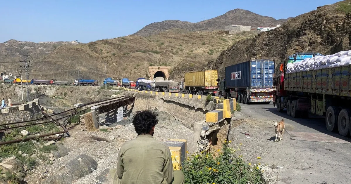 طالبان تعلن سقوط 12 مدنياً في هجمات شنتها باكستان