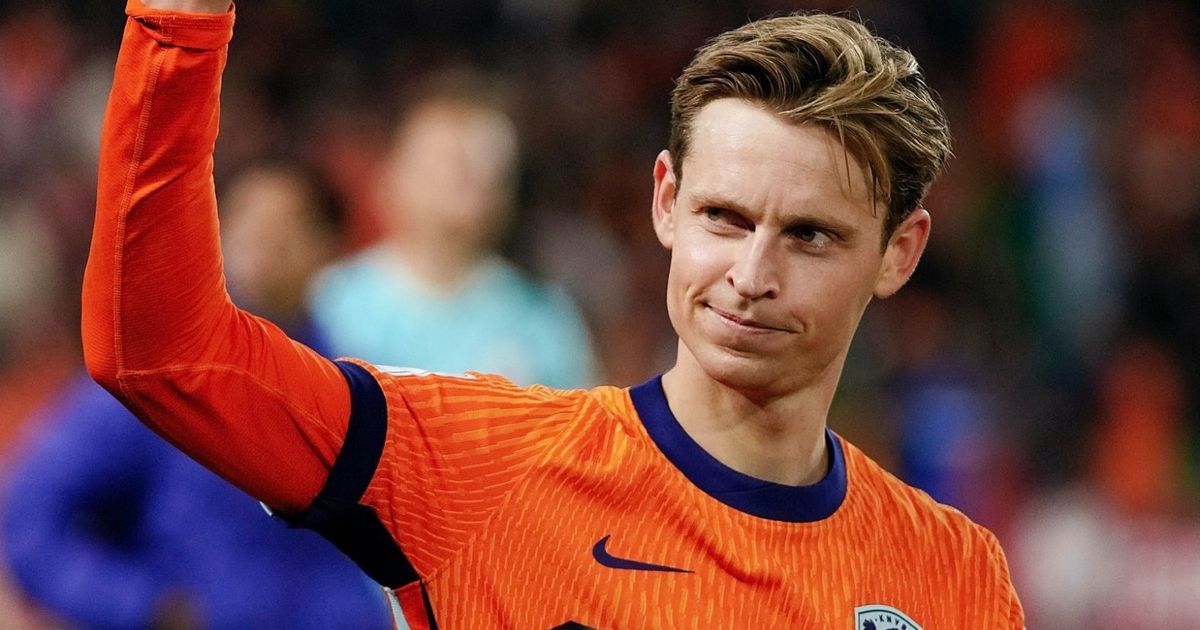 تم التوقيع.. متى سيعلن برشلونة عن تمديد عقد دي يونغ؟