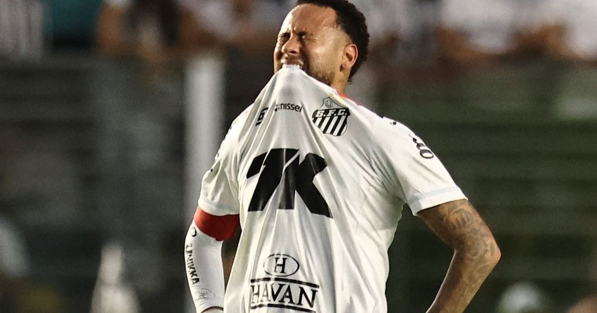 من أجل المونديال.. نيمار يبحث عن نادٍ أوروبي في يناير