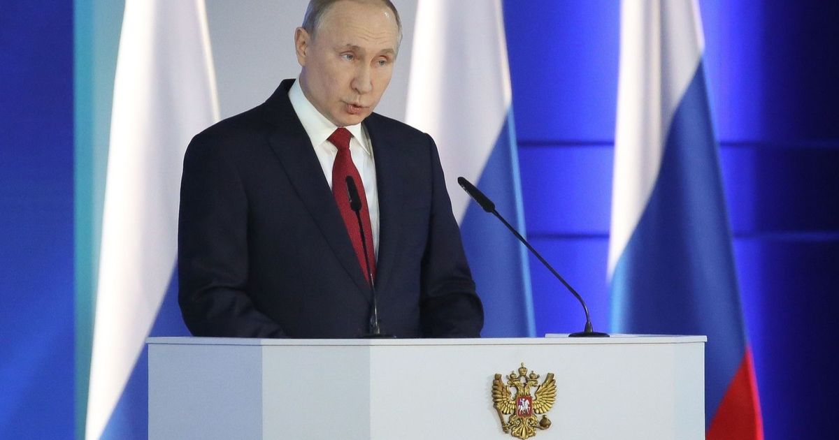 بوتين: الطلب على النفط سيبلغ 104.5 مليون برميل يومياً هذا العام