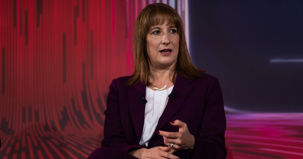 وزيرة الخزانة البريطانية في السعودية لتسريع محادثات التجارة