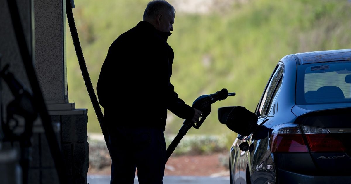 تزايد الطلب على النفط يصاحب زيادة إنتاجه في الولايات المتحدة