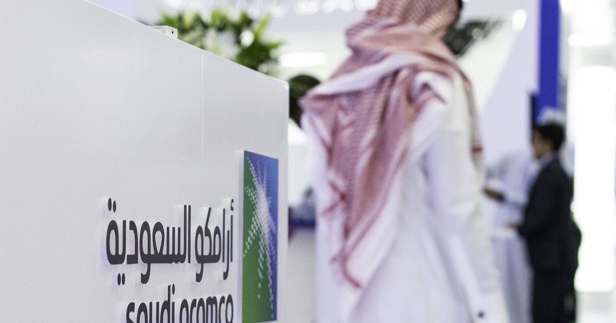 السعودية تبقي سعر خامها الرئيسي إلى آسيا دون تغيير لشهر نوفمبر