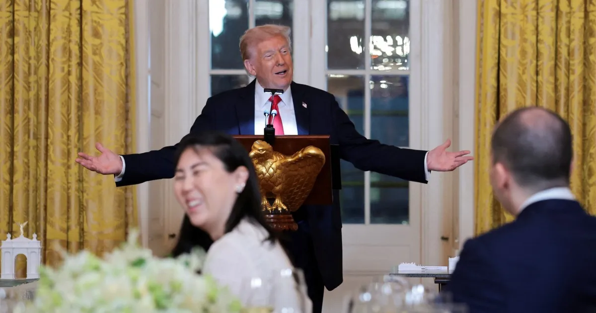 ترامب: سألتقي بالرئيس الصيني خلال بضعة أسابيع