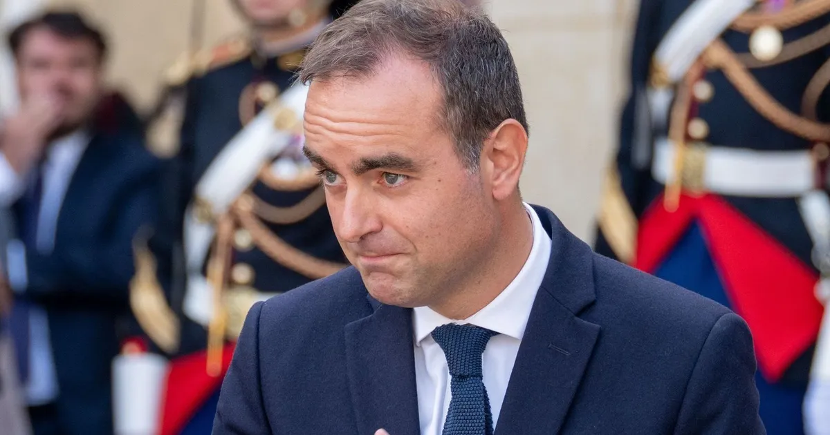 فرنسا.. حكومة لوكورنو تقترح 29 إجراءً لتمرير “ميزانية 2026”