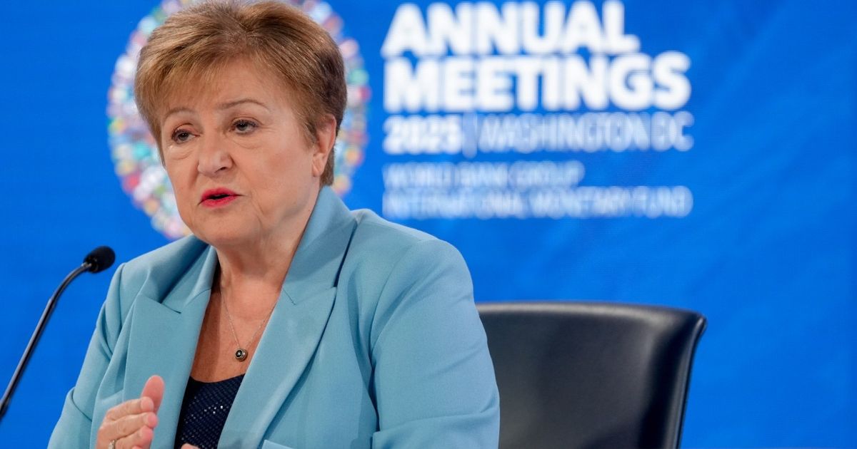 غورغييفا تدعو العالم إلى الهدوء وسط توترات أميركية-صينية