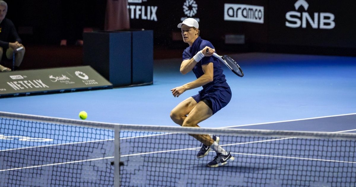 “Six Kings Slam”.. سينر يلاقي دجوكوفيتش في نصف النهائي