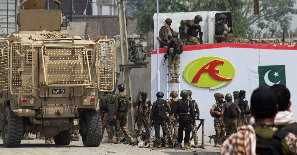 باكستان: وقوع اشتباكات على الحدود خلال محادثات مع أفغانستان