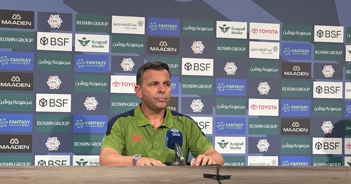 مدرب الرياض: لم نستسلم أمام الأهلي والحكم تسبّب بخطأ واضح