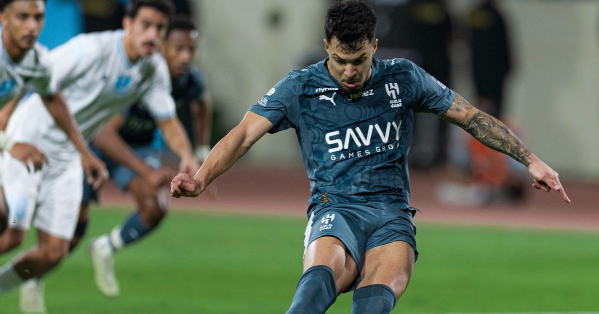 الهلال يبلغ ربع نهائي كأس الملك بفوز متواضع على الأخدود