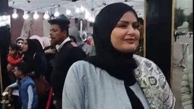 بالجلباب الصعيدي والعكاز.. سما المصري تدلي بصوتها في انتجابات مجلس النواب