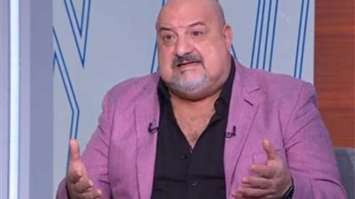 طبيب نفسي.. تفاصيل شخصية خالد الصاوي في فيلم طه الغريب