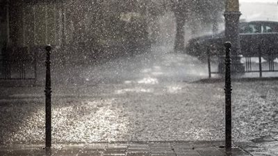استمرار تكاثر السحب الرعدية والأمطار على عدة مناطق اليوم الأحد