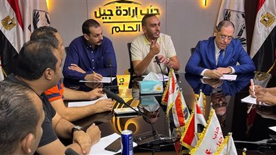 خلية نحل فى مقر نائب التنسيقية.. محمد تيسر مطر الأمين العام لحزب إرادة جيل يجتمع بحملته الانتخابية ويُشدد «خدمة المواطن هدفنا»