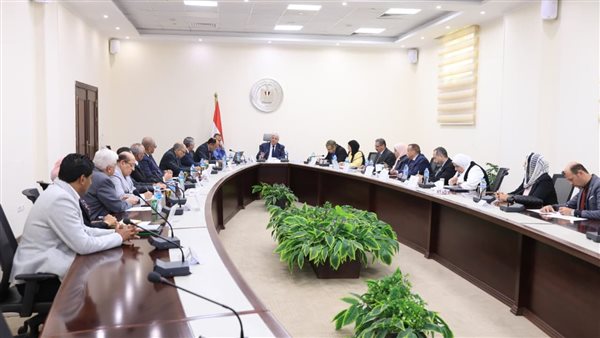 “عاشور” يترأس اجتماع مجلس صندوق الاستشارات والدراسات والبحوث الفنية والتكنولوجية