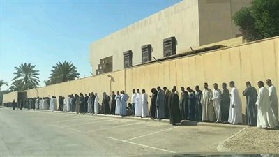 تصويت المصريين بالخارج يسير بشكل منتظم.. وإقبال كثيف بالرياض