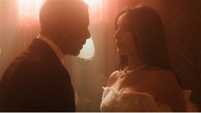 مسلسل ورد وشوكولاتة الحلقة الثالثة.. زينة تتزوج محمد فراج ليلة زفافها على عمرو المهدي