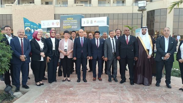 انضمام جامعة أسيوط إلى الاتحاد العالمي للتربية البدنية كأول جامعة مصرية وعربية ضمن ثلاث هيئات عربية ممثلة في الاتحاد