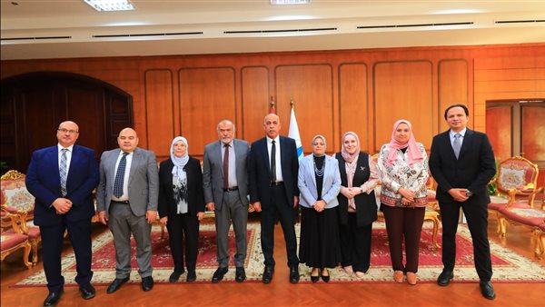 رئيس جامعة كفرالشيخ يستقبل فريق من الهيئة القومية لضمان جودة التعليم والاعتماد