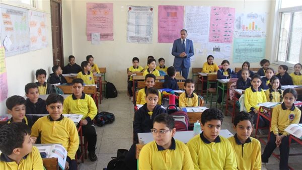 وكيل التعليم بالجيزة يحوّل جولته بالمدارس لاختبار للوعي والالتزام “تفاصيل”