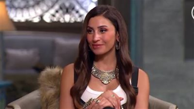 قذف محصنات.. هبة يسري تدافع عن دينا الشربيني: اتقوا الله