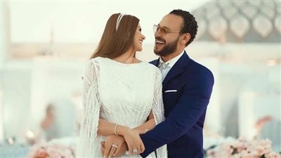 بعد شائعة الطلاق.. حفل زفاف جديد لـ هنادي مهنا وأحمد خالد صالح