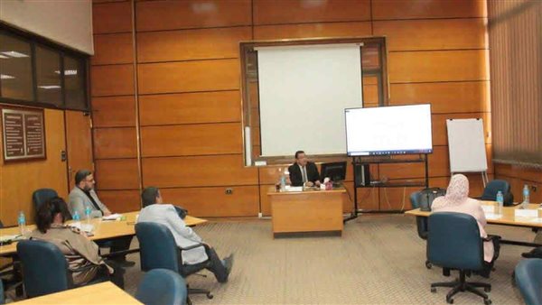 جامعة أسيوط تعقد البرنامج التدريبي لتأهيل المتقدمين لشغل منصب عميد كلية