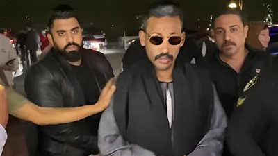 نمبر وان في مواجهة الشبيه.. ظهور جعفر العمدة في عزاء والد محمد رمضان